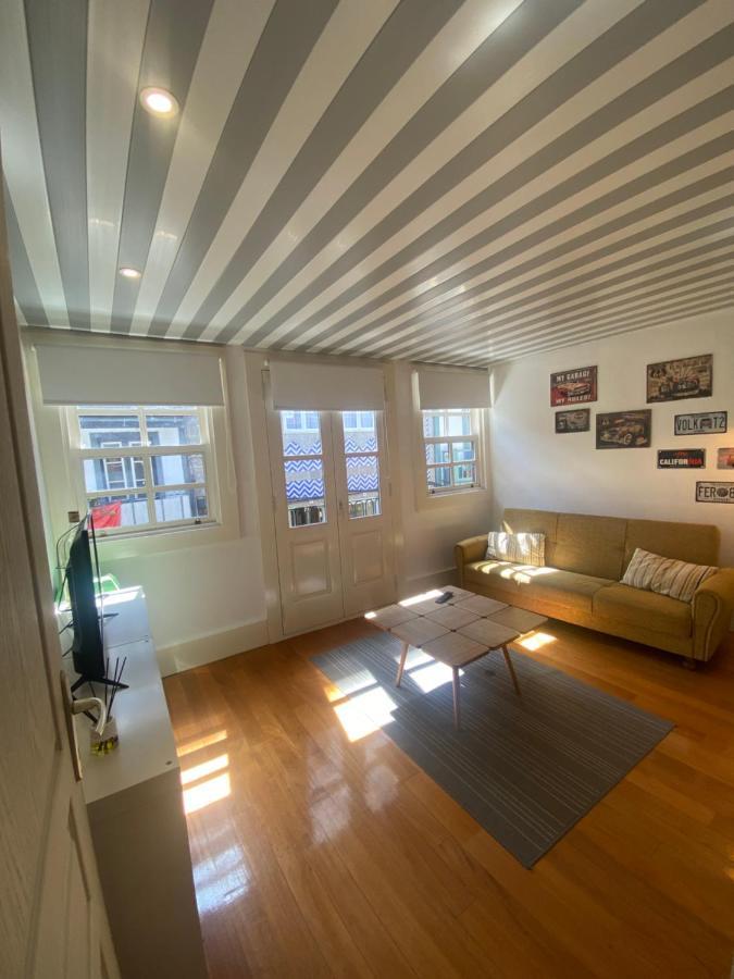 Casinha Historica Apartment กิมาไรส์ ภายนอก รูปภาพ