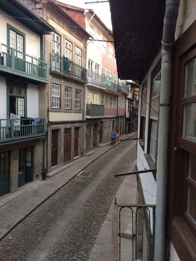 Casinha Historica Apartment กิมาไรส์ ภายนอก รูปภาพ